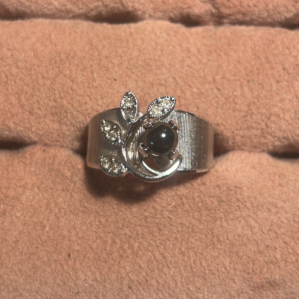 Hematite Deadstock vintage karatclad HGE white gold ring size 8.25 cluster CZ
